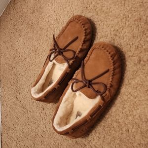 UGG Chestnut Dakota Slippers